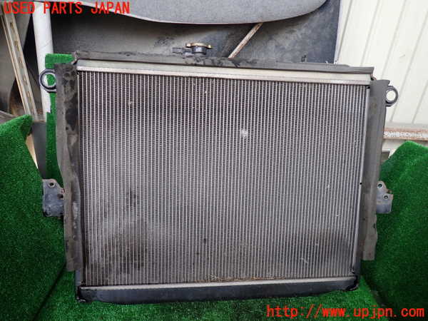 1UPJ-30862321]ランクル100系(UZJ100W)ラジエーター1 中古_m0003.jpg