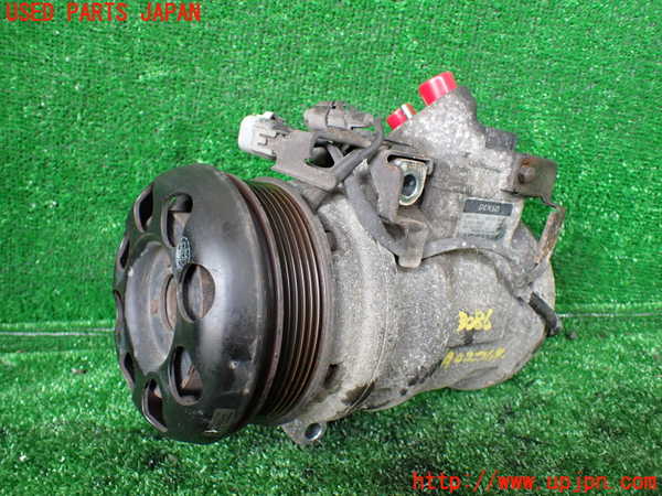 1UPJ-30866025]ランクル100系(UZJ100W)エアコンコンプレッサー 中古_m0001.jpg