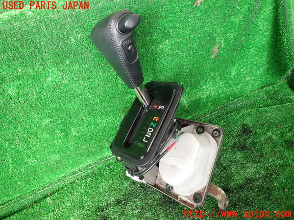 1UPJ-30867555]ランクル100系(UZJ100W)ATシフトレバー 中古_m0001.jpg