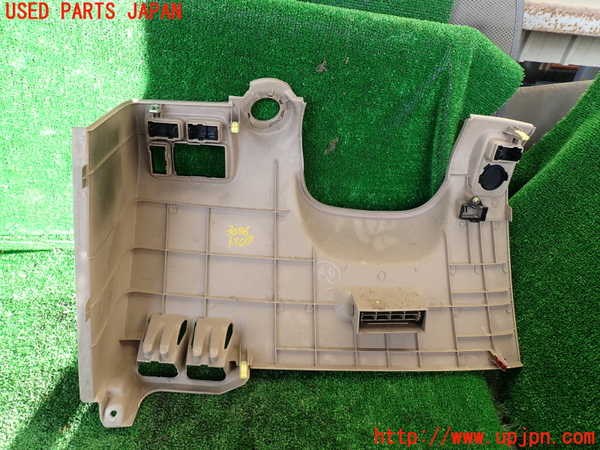 5UPJ-30867691]ランクル100系(UZJ100W)内装トリム類1 中古_m0003.jpg