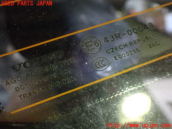 1UPJ-30871382]ボルボ・V40(MB4154T)左クォーターガラス M189 中古_m0002.jpg