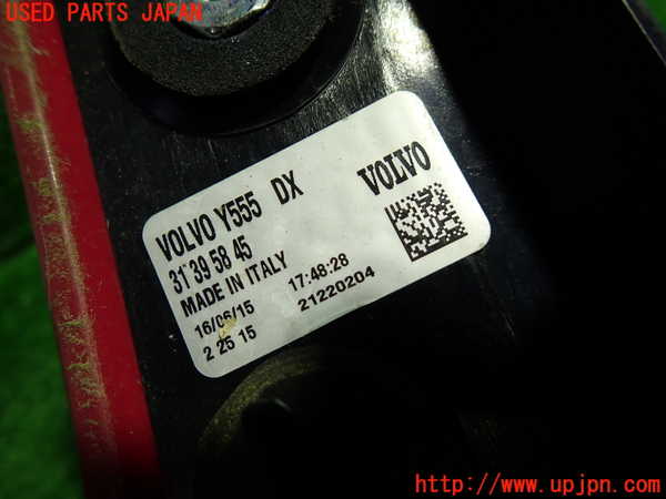 1UPJ-30871530]ボルボ・V40(MB4154T)右テールランプ 中古_m0003.jpg