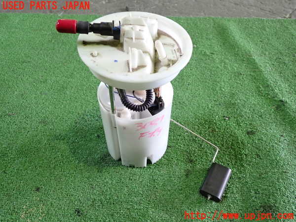 1UPJ-30872510]ボルボ・V40(MB4154T)燃料ポンプ 中古_m0001.jpg