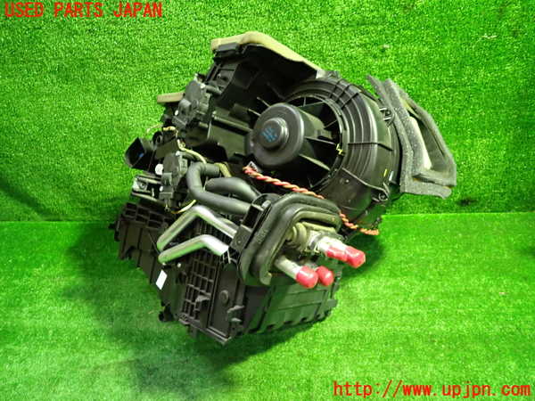 1UPJ-30876081]ボルボ・V40(MB4154T)エバポレーター1 中古_m0004.jpg