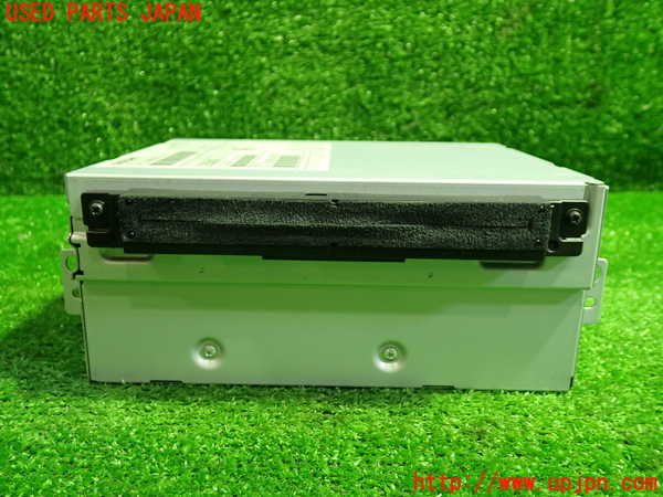 5UPJ-30876589]ボルボ・V40(MB4154T)カーナビゲーション HDD 中古_m0001.jpg