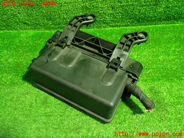1UPJ-30876742]ボルボ・V40(MB4154T)ヒューズボックス2 中古_m0001.jpg