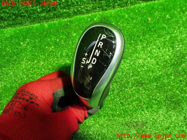 5UPJ-30877570]ボルボ・V40(MB4154T)シフトノブ ジャンク部品取り_m0001.jpg