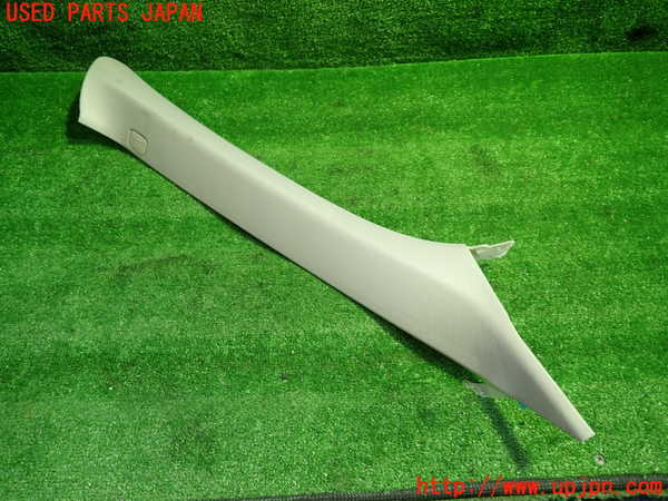 1UPJ-30877655]ボルボ・V40(MB4154T)右フロントピラートリム 中古_m0002.jpg