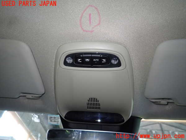 1UPJ-30876411]ボルボ・V40(MB4154T)ルームランプ1 (１列目) 中古_m0001.jpg