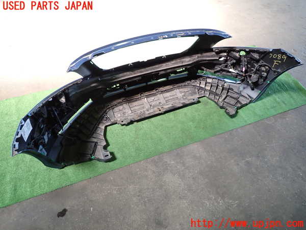 1UPJ-30891010]ボルボ・V40(MD4204T)フロントバンパー 中古_m0005.jpg