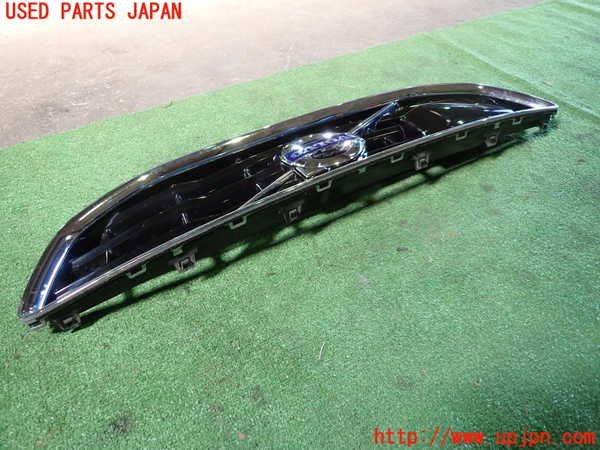 1UPJ-30891050]ボルボ・V40(MD4204T)ラジエターグリル 中古_m0002.jpg