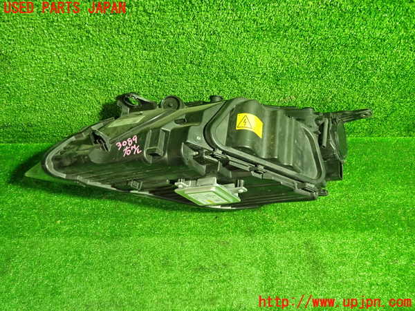 1UPJ-30891130]ボルボ・V40(MD4204T)右ヘッドライト HID 【ジャンク】_m0004.jpg