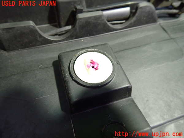 1UPJ-30891520]ボルボ・V40(MD4204T)リアスポイラー 中古_m0004.jpg