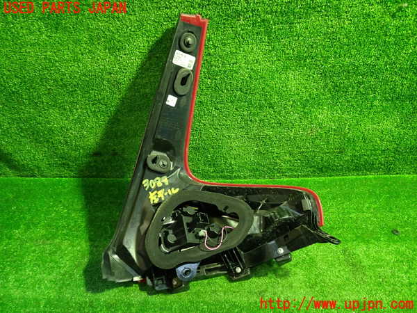 1UPJ-30891536]ボルボ・V40(MD4204T)左テールランプ 中古_m0004.jpg