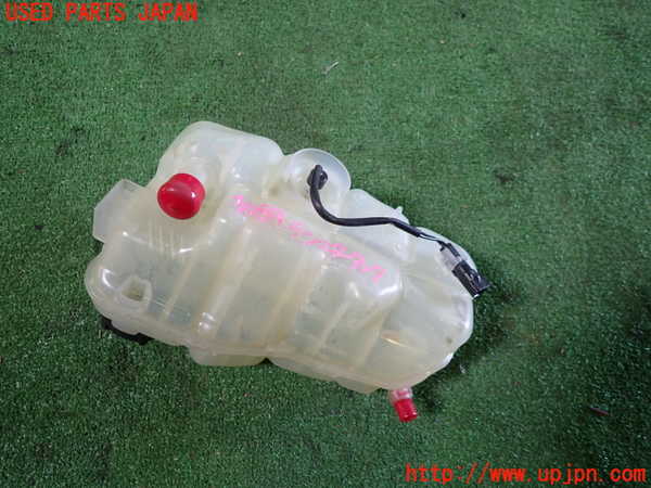 1UPJ-30892410]ボルボ・V40(MD4204T)ラジエータータンク 中古_m0003.jpg
