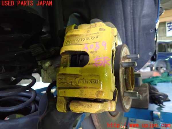 1UPJ-30894090]ボルボ・V40(MD4204T)右リアキャリパー 中古_m0001.jpg