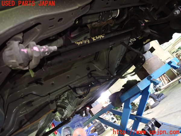 1UPJ-30895445]ボルボ・V40(MD4204T)リアスタビライザー 中古_m0001.jpg