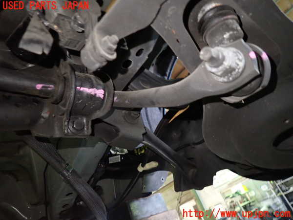 1UPJ-30895445]ボルボ・V40(MD4204T)リアスタビライザー 中古_m0003.jpg