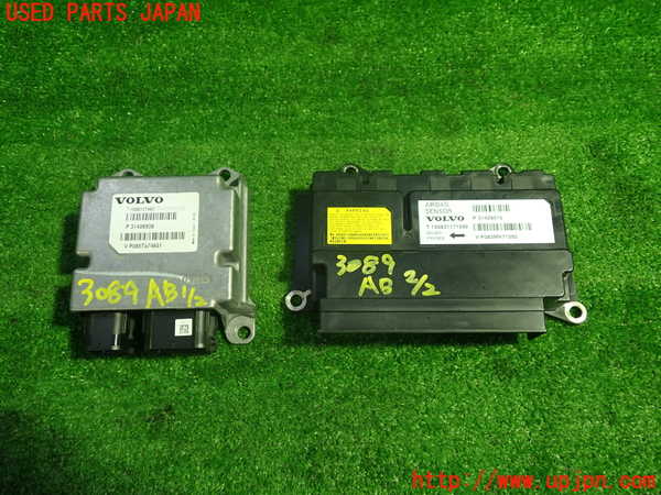 1UPJ-30896145]ボルボ・V40(MD4204T)エアバッグコンピューター 中古_m0001.jpg