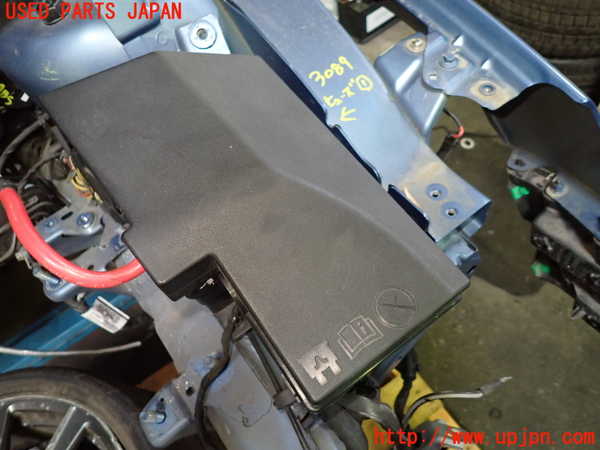 1UPJ-30896741]ボルボ・V40(MD4204T)ヒューズボックス1 中古_m0001.jpg