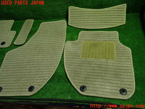 1UPJ-30897800]ボルボ・V40(MD4204T)フロアマット 中古_m0002.jpg
