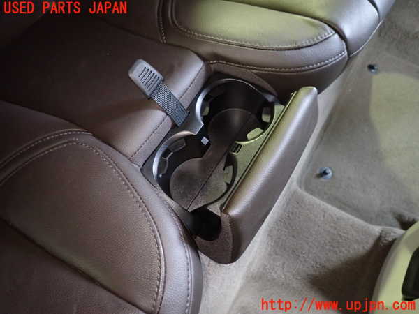 1UPJ-30897385]ボルボ・V40(MD4204T)リアシート 中古_m0004.jpg