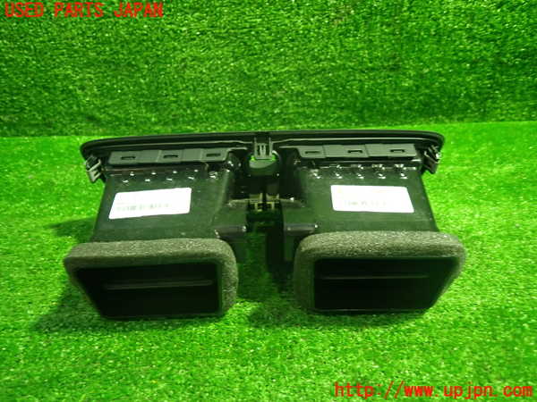 1UPJ-30897528]ボルボ・V40(MD4204T)エアコン吹き出し口3 (真中) 中古_m0002.jpg