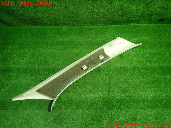 1UPJ-30897660]ボルボ・V40(MD4204T)左フロントピラートリム 中古_m0004.jpg