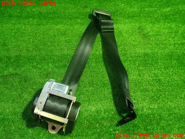 1UPJ-30897155]ボルボ・V40(MD4204T)右2列目シートベルト 中古_m0001.jpg