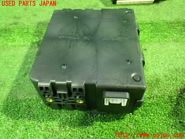 1UPJ-30916146]エスティマハイブリッド(AHR20W)コンピューター1（ブレーキコントロールパワー） 中古 89680-33010_m0002.jpg
