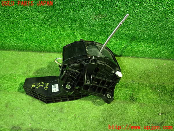1UPJ-30917555]エスティマハイブリッド(AHR20W)ATシフトレバー 中古_m0002.jpg