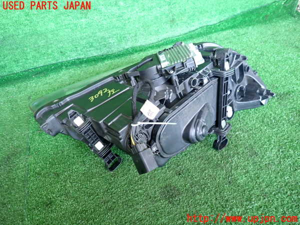 2UPJ-30921132]ボルボ・V60 クロスカントリー(FD4204T)左ヘッドライト HID 中古_m0002.jpg