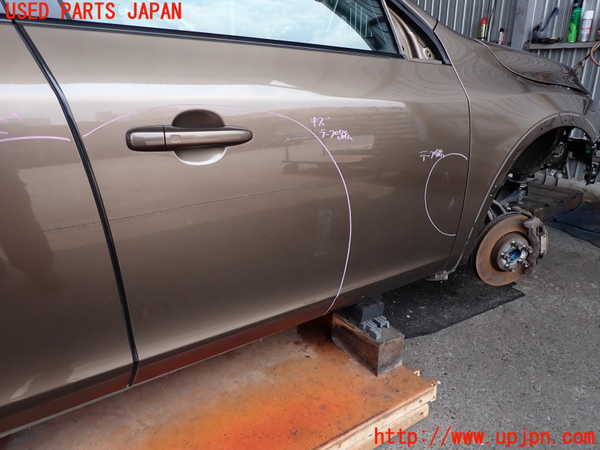 2UPJ-30921230]ボルボ・V60 クロスカントリー(FD4204T)右前ドア (43R-001026 M25100) 中古_m0002.jpg