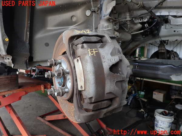 2UPJ-30924080]ボルボ・V60 クロスカントリー(FD4204T)右フロントキャリパー 中古_m0001.jpg