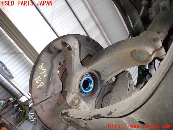 2UPJ-30924295]ボルボ・V60 クロスカントリー(FD4204T)左フロントナックルハブ 中古_m0001.jpg