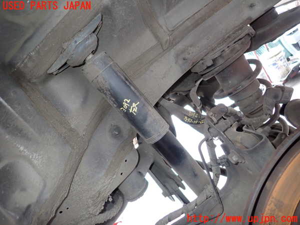 2UPJ-30925075]ボルボ・V60 クロスカントリー(FD4204T)左リアショックアブソーバー 中古_m0001.jpg