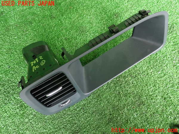 2UPJ-30927526]ボルボ・V60 クロスカントリー(FD4204T)エアコン吹き出し口1 (真中) 中古_m0002.jpg
