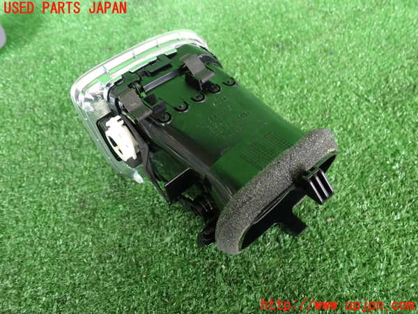 2UPJ-30927527]ボルボ・V60 クロスカントリー(FD4204T)エアコン吹き出し口2 (右) 中古_m0003.jpg