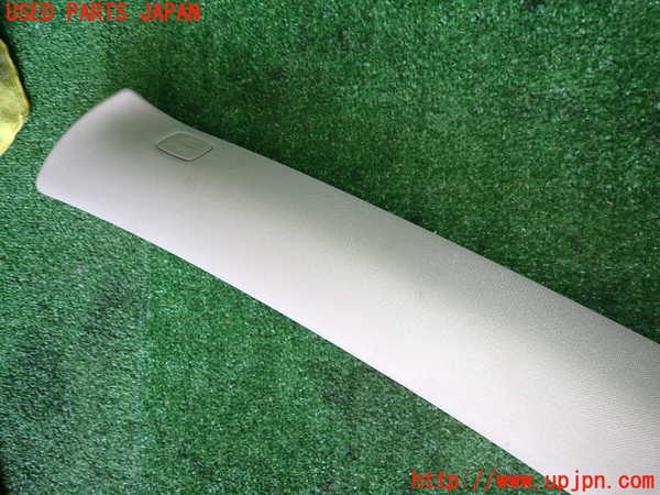 2UPJ-30927660]ボルボ・V60 クロスカントリー(FD4204T)左フロントピラートリム 中古_m0002.jpg