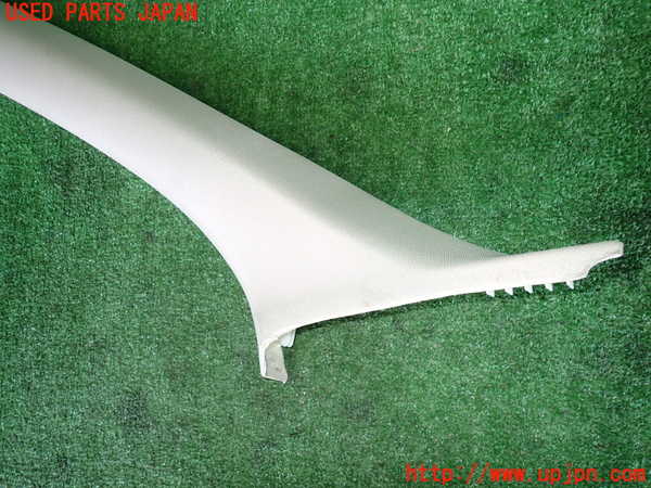 2UPJ-30927660]ボルボ・V60 クロスカントリー(FD4204T)左フロントピラートリム 中古_m0003.jpg