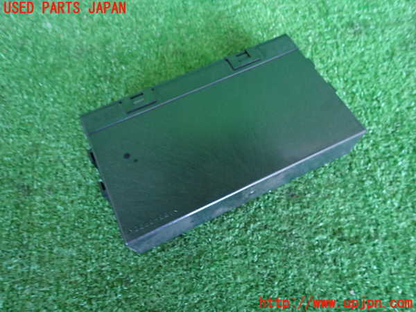 2UPJ-30936146]レヴォーグ(VM4)コンピューター1 (88281VA430) 中古_m0002.jpg