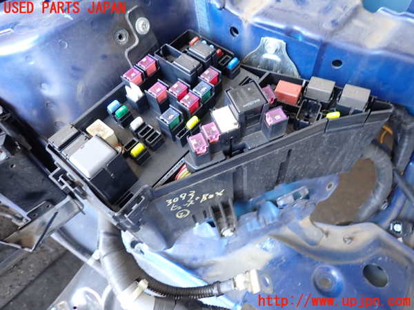 2UPJ-30936742]レヴォーグ(VM4)ヒューズボックス2 中古_m0003.jpg