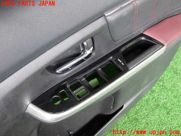 2UPJ-30931234]レヴォーグ(VM4)右前ドア内張り 中古_m0002.jpg