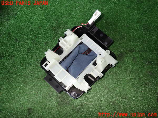 2UPJ-30937575]レヴォーグ(VM4)シフトブーツ 中古_m0004.jpg