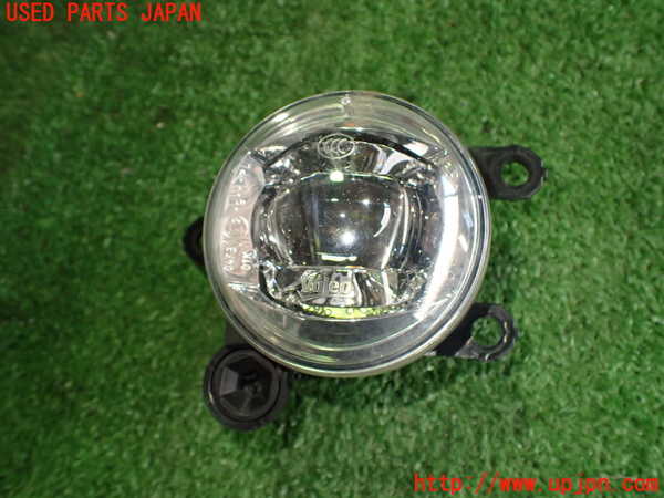 2UPJ-30941182]アウトランダーPHEV(GN0W)左フォグ 中古_m0001.jpg