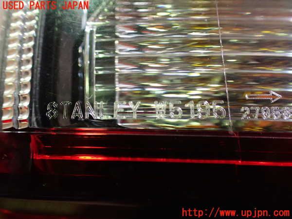 2UPJ-30941530]アウトランダーPHEV(GN0W)右テールランプ 中古_m0004.jpg