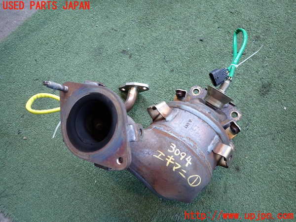 2UPJ-30942041]アウトランダーPHEV(GN0W)エキマニ1 (触媒 マニバーター) 中古_m0001.jpg