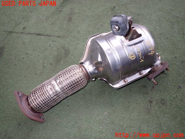 2UPJ-30942661]アウトランダーPHEV(GN0W)触媒1 中古_m0001.jpg