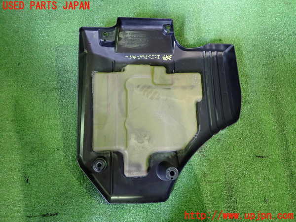 2UPJ-30942160]アウトランダーPHEV(GN0W)エンジンアッパーカバー 中古_m0002.jpg