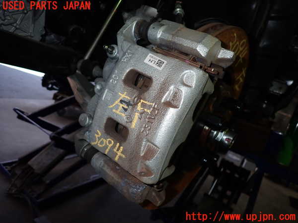 2UPJ-30944085]アウトランダーPHEV(GN0W)左フロントキャリパー 中古_m0001.jpg